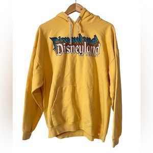 Disneyland Resort Pullover sweatshirt Size XL